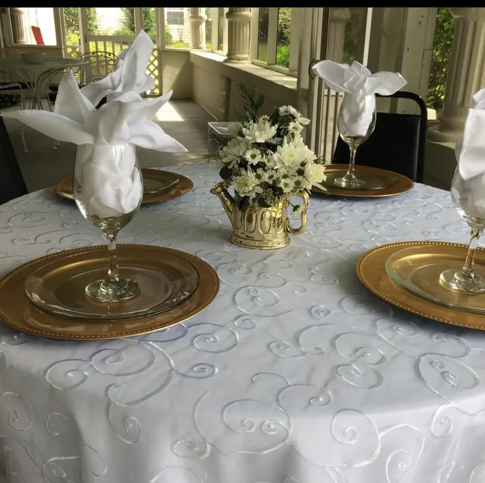 50th anniversary table with elegant overlay