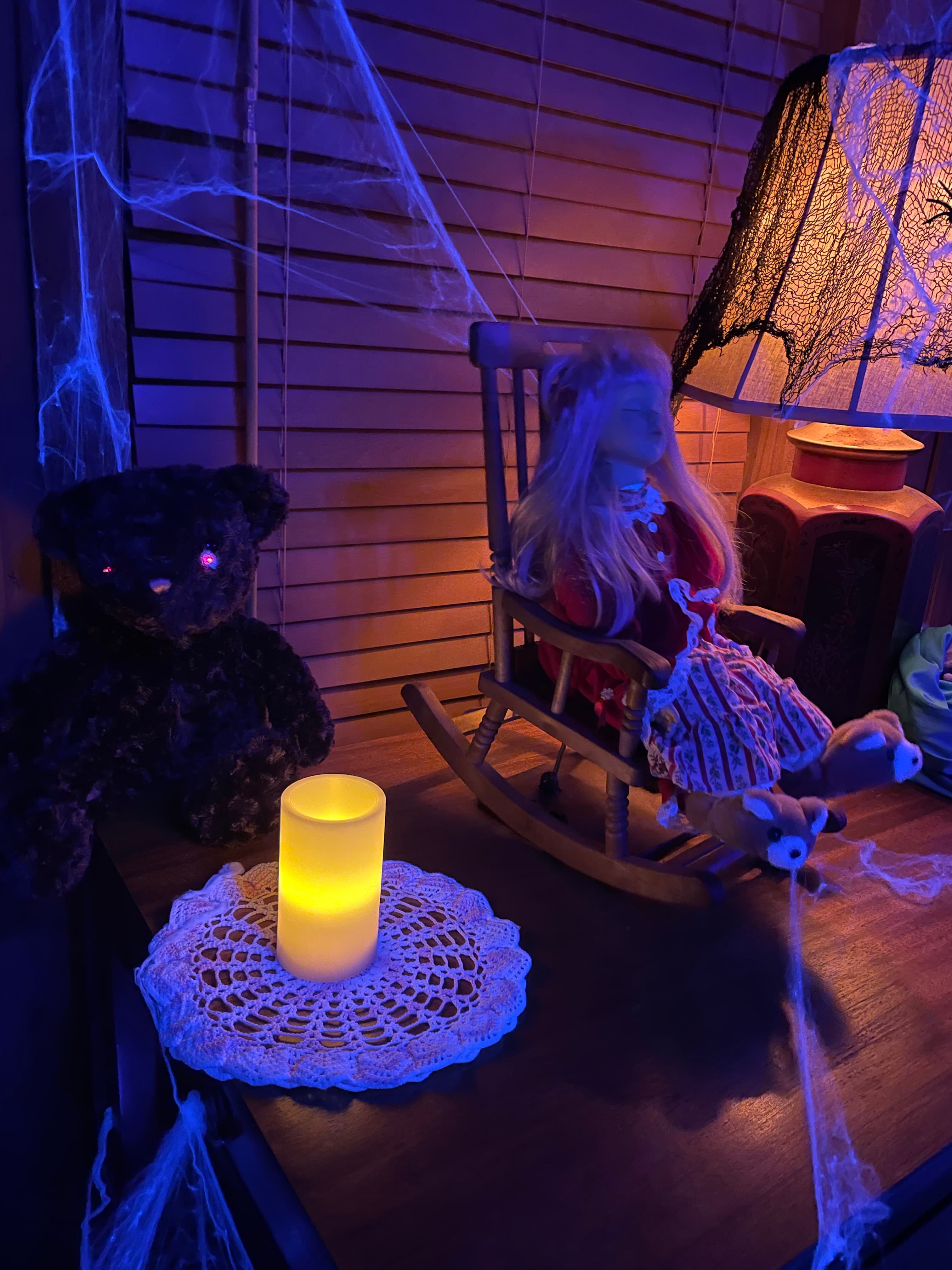 Black light Room Doll and candles
