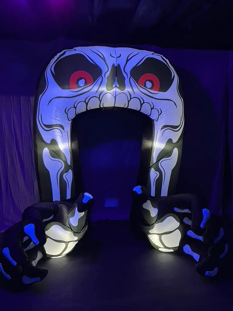 Inflatable photo booth for festival party