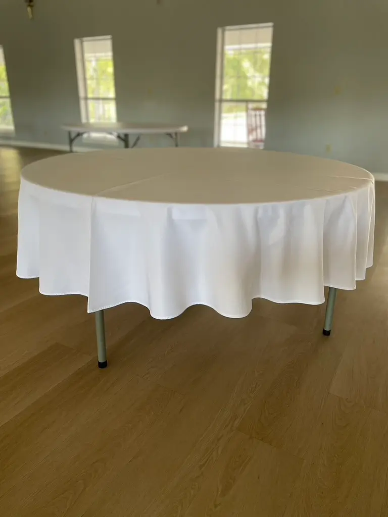 108-inch Round Tablecloth (220 GSM)
